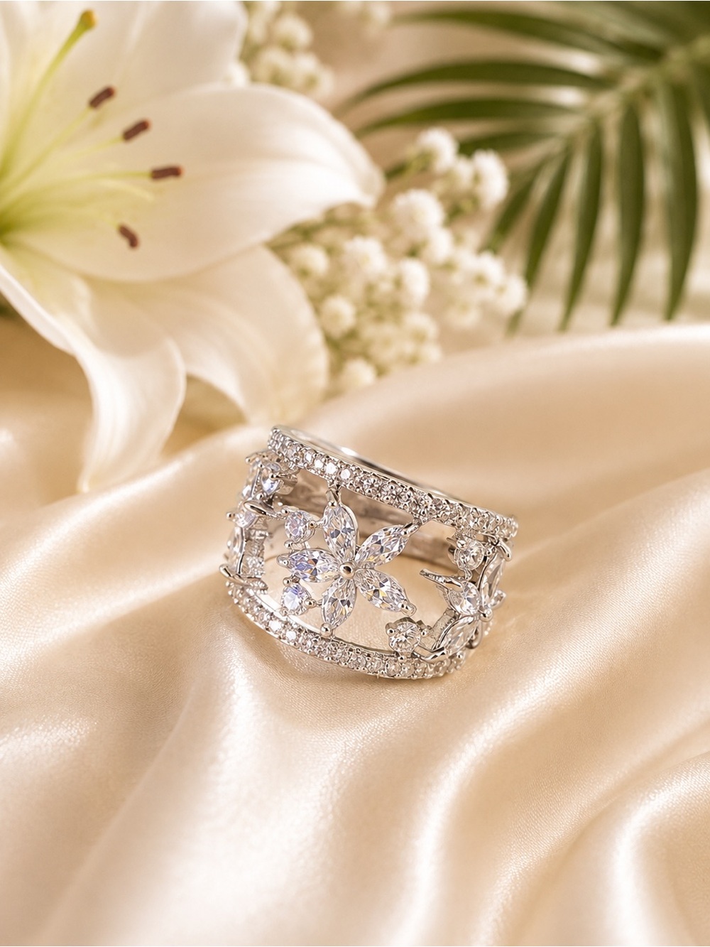 🇨🇦Canada Day Blowout Sale! Elegant Silver Floral Crystal Statement Ring - Silver